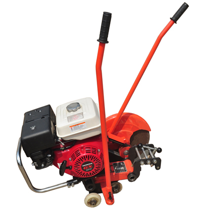 NQG-6.8型內(nèi)燃切軌機(jī)